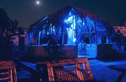Tunis Village Alquiler De RV | El-Farsha Camp
