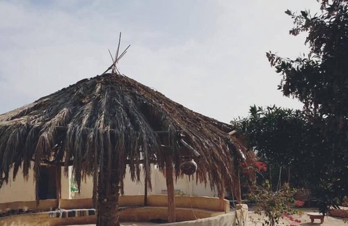 Tunis Village Alquiler De RV | El-Farsha Camp