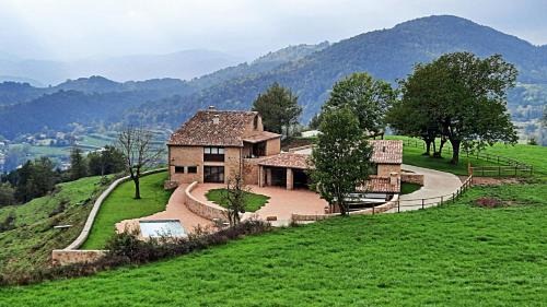 Ripoll Casa | El Guitart - Turisme Rural