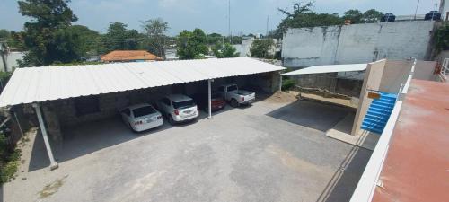 Zona Centro Casa | El hotel más céntrico de Cd Valles con estacion de autobuses a media cuadra que te llevara a toda la huasteca