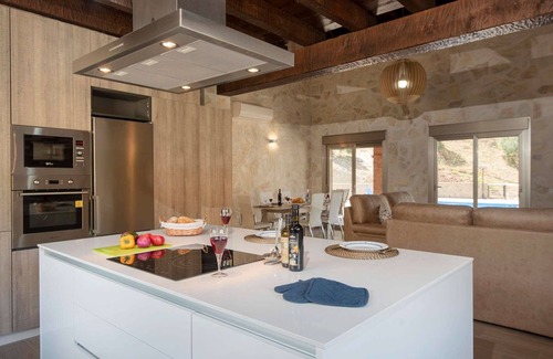 El Gastor Villa | El Hoyillo - Tres Habitaciones Villa, Capacidad 6