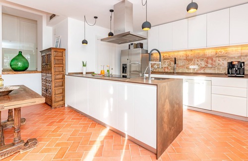 Can Ginebre Apartamento | El Huerto - Amplio apartamento en una Masia