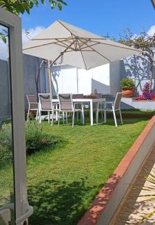 Porto do Barqueiro Casa | El Jardín y Mar