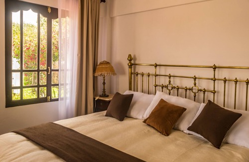 Sucre Cama Y Desayuno | El Jardin De Su Merced B&B