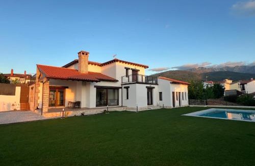 Candeleda Casa | El Legado de Gredos