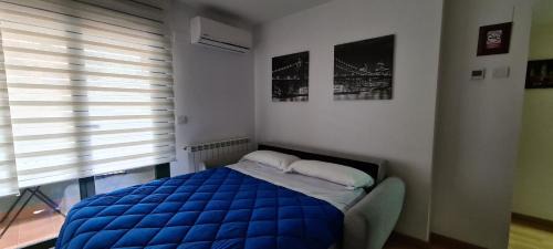 La Puebla de Alfindén Apartamento | El Llano I, parada en el destino