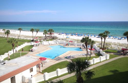 Fort Walton Beach Casa | El Matador 454 - Beautiful views of the Gulf and pool - Includes seasonal beach service!