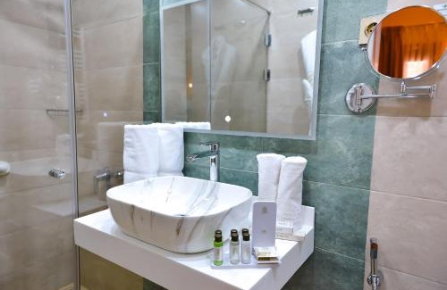 Naama Hotel | El mekther