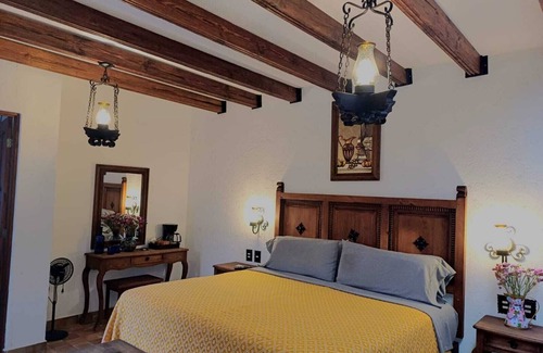 Zona Centro Hotel | El Mesón del Quijote