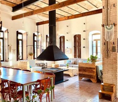 Torrelavit Casa | El Molí Blanc