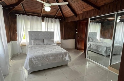 Santiago Province Hotel | El Montserrat - Hotel Boutique