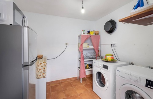 Alcala Apartamento | El Muellito' con terraza compartida y Wi-Fi