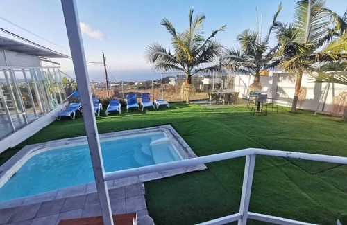Firgas Chalet De Esquí | CASA El NARANJO CON PISCINA PRIVADA