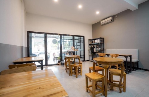 Labuan Bajo Hotel | El Ora Hotel & Eatery Labuan Bajo