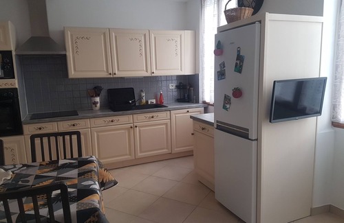 Castellane Casa | El Oustalet Del Pintre, cosy home in Castellane
