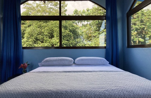 Ciudad Cortés Hotel | El Paraiso Azul