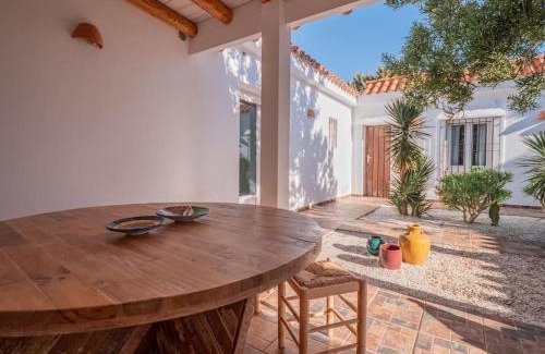 Pujaire Casa | El patio del Fraile