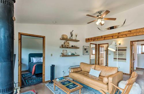 Taos Casa | El Prado Duplex with Deck and Grill - 4 Mi to Town!