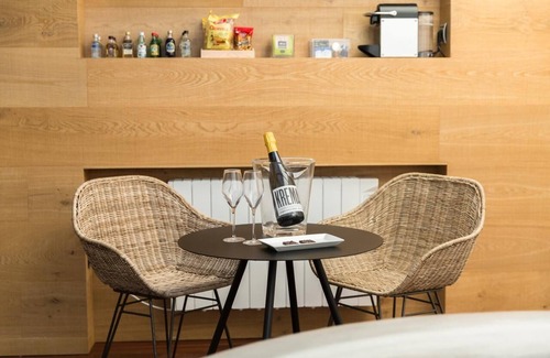 Cantallops Casa | El Recer de Masia Serra - Adults Only