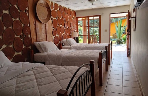 Los Naranjos Cabina | El Santuario Ecolodge