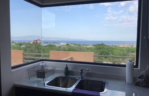 El Sargento Casa | El Sargento Casa privada cerca de la playa. Wi-Fi gratis, TV de pantalla plana!