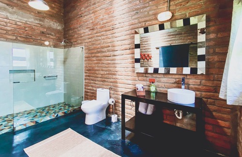 Parroquia Alpachaca Casa | El Trapiche Luxury Villa