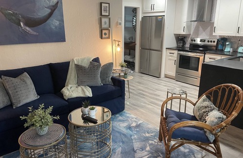 Downtown Apartamento | El Tropicale Vacation Rentals