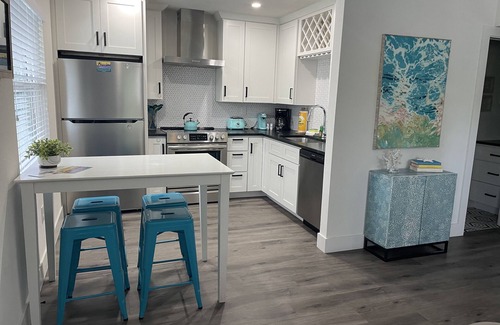 Downtown Apartamento | El Tropicale Vacation Rentals