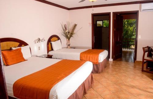 La Palmera Complejo | El Tucano Resort & Thermal Spa