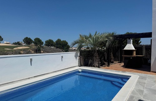 Caserio Los Tarquinos Villa | El Valle Golf Resort. Piscina privada, bañera de hidromasaje, gimnasio, vista al campo, zona tranquila
