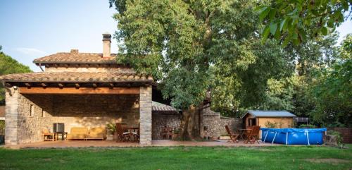 Sales de Llierca Chalet De Esquí | El Vilarot. La casa de piedra en la naturaleza.