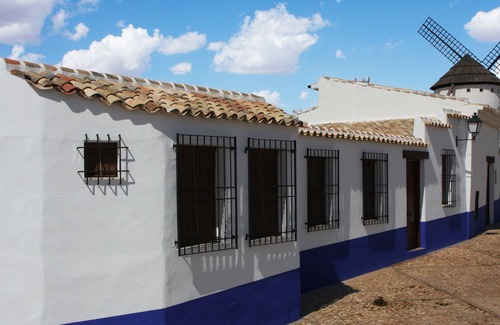 Campo de Criptana Apartamento | CASA EL YELMO DE MAMBRINO - MATACABRAS (Max. 6 adultos + 2 niños)