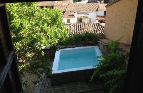 Valdelarco Casa | El Zarzo de Nemesio, alberca barbacoa 2 Hab 4 Pers mas 2 Max