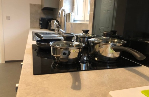 Peterborough Apartamento | ELD1 - Large 2 bedrooms, Complimentary Netflix & Parking