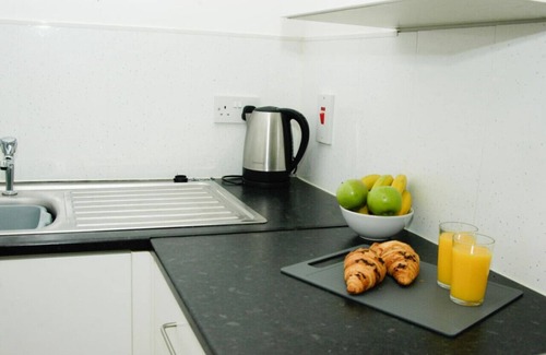 Glasgow Apartamento | Elderpark Apartment 2 - Excelente ubicación para el centro de Glasgow