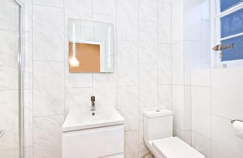 Temple Casa | Eldon Chambers Pod 2 by City Living London