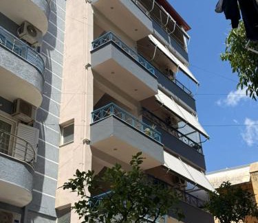 Qender Apartamento | Eleanas Apartament