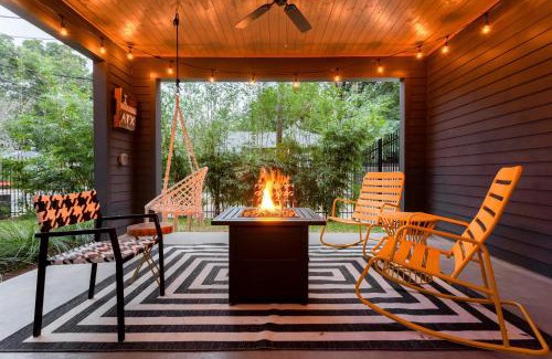 East Cesar Chavez Casa | Electric Disco Den - 6 Min Walk to Rainey St