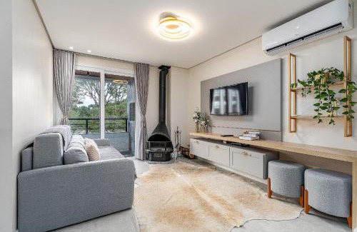 Vila Suzana Apartamento | Elegância e Conforto em Canela by Achei