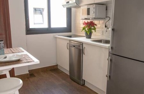 La Vera Apartamento | Elegante y luminoso piso recién reformado