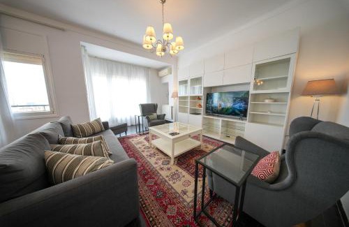 Algiers Apartamento | Elegance in Télemly, View of Algiers Bay