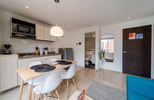 Financial District Apartamento | Elegance in the Heart of Chapinero