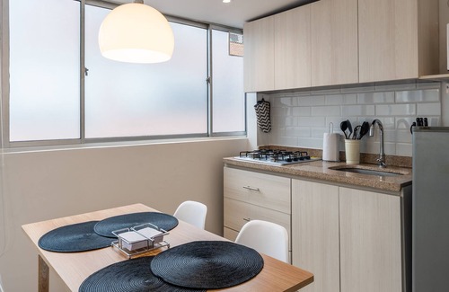 Financial District Apartamento | Elegance in the Heart of Chapinero