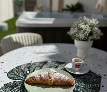 San Lucido Cama Y Desayuno | Elegance Paema