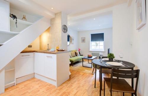Brentwood Apartamento | Elegant 1 Bedroom Flat