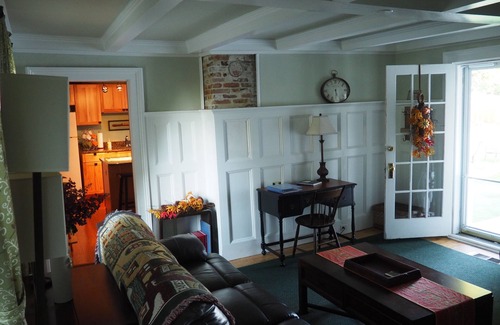 Lee Casa | Elegante siglo 19 Nueva Inglaterra 2BR Alquiler de vacaciones en Garfield House