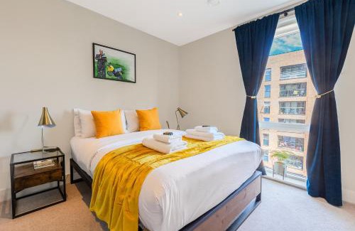 St. Dunstan's Apartamento | Elegant 1BR Apartment, 5 Min Limehouse DLR Station