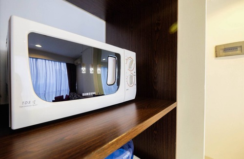 Bangka Apartamento | Elegant 1BR Apartment at Kemang Mansion