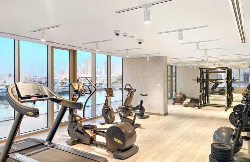 Al Safa Apartamento | Elegant 1BR Apt with Balcony Views of Burj Khalifa & Dubai Canal