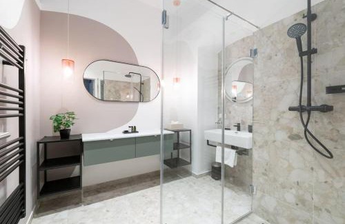 Neulerchenfeld Apartamento | Elegant 1BR Suite, City Close by HM